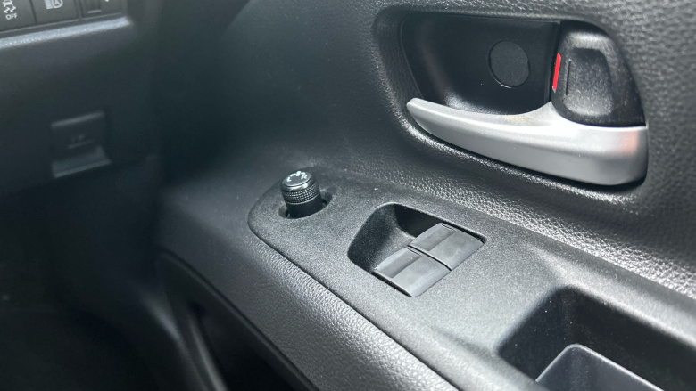 Toyota Aygo X 1.0 VVT-i Edge 5dr Petrol Hatchback